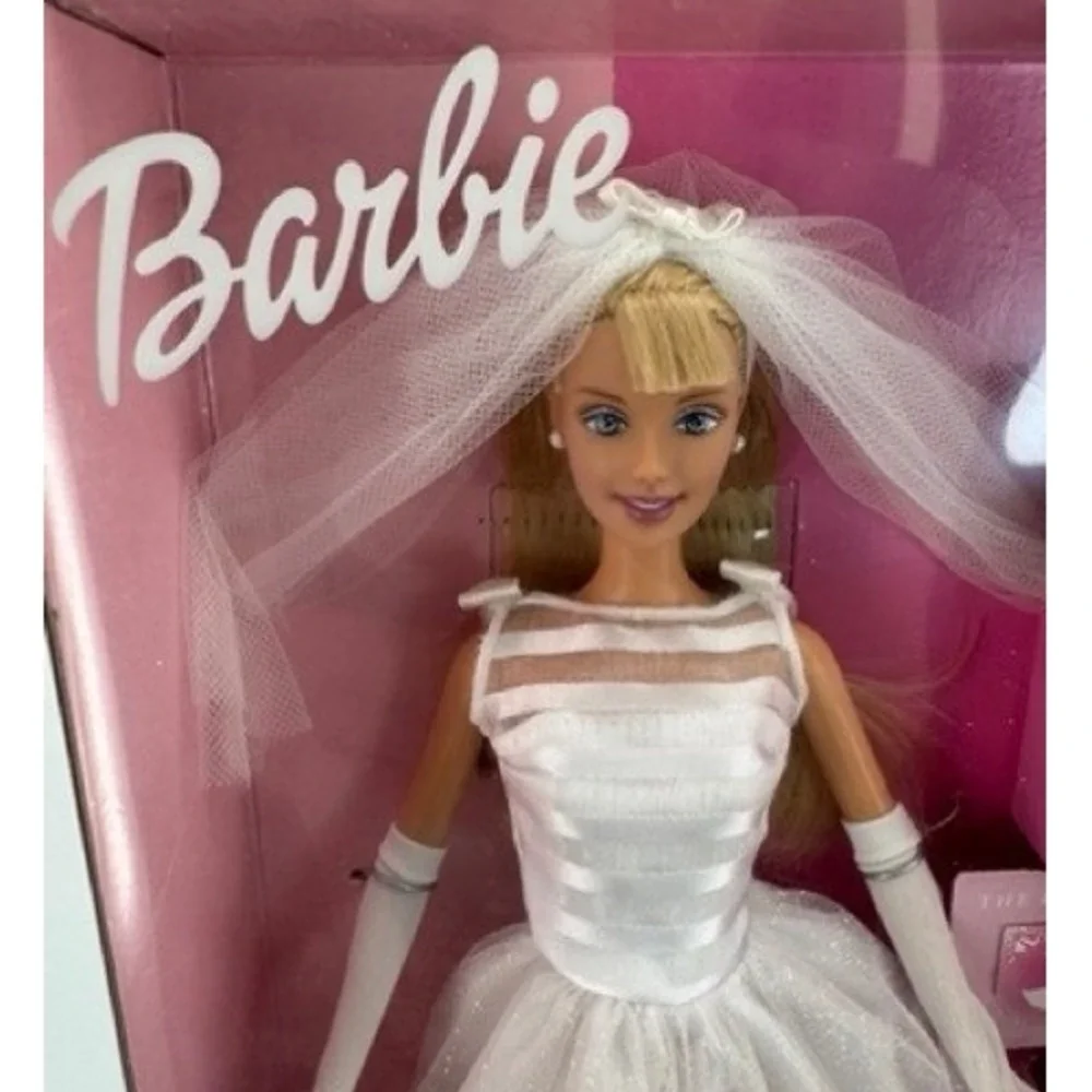 Vintage NEW Mattel Y2k Barbie Dream Wedding Doll 2000 Bridal Gown Accessories
